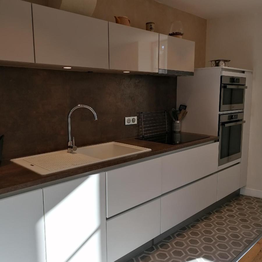 L Appart Des Cloutiers, Terrasse De 25M2 La Rochelle  Exteriör bild