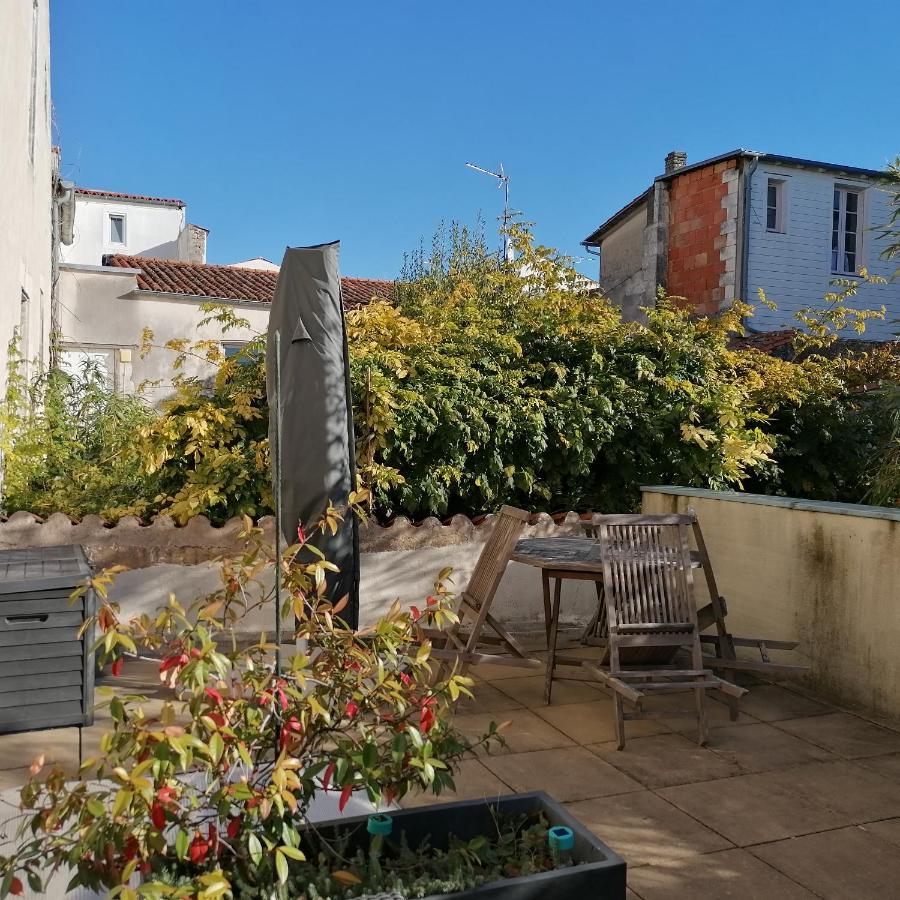 L Appart Des Cloutiers, Terrasse De 25M2 La Rochelle  Exteriör bild